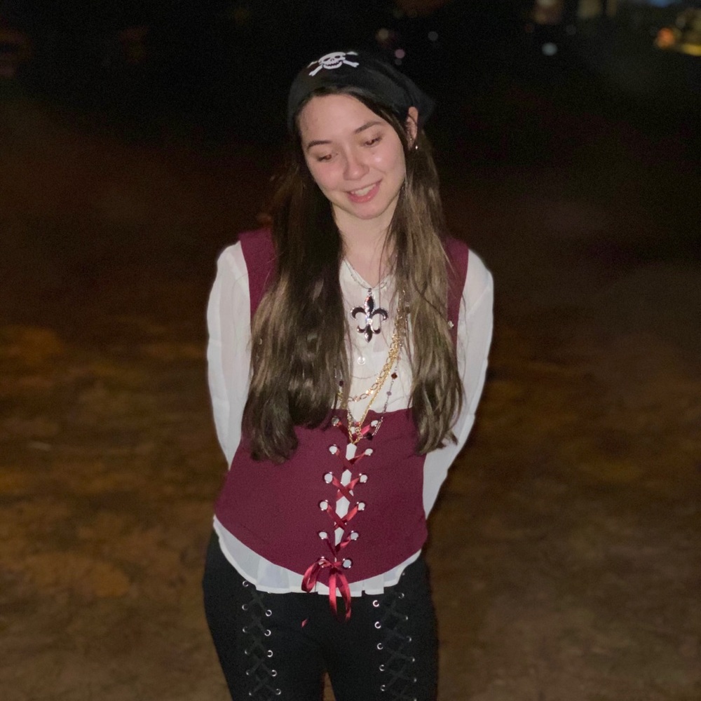 Meet your Posher, Megan